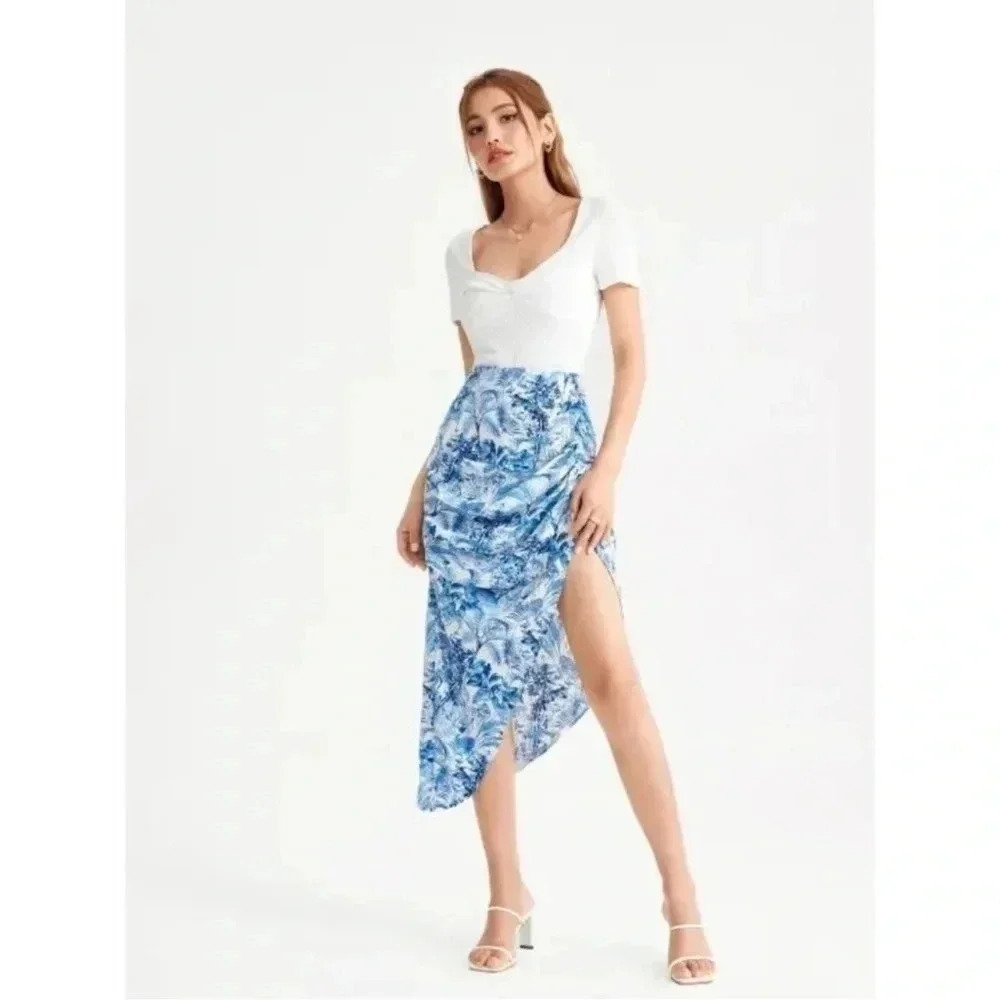 Cider Landscape Painting Ruched Skirt in Blue Size XS